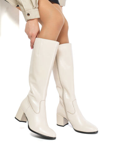 женские весенние сапоги