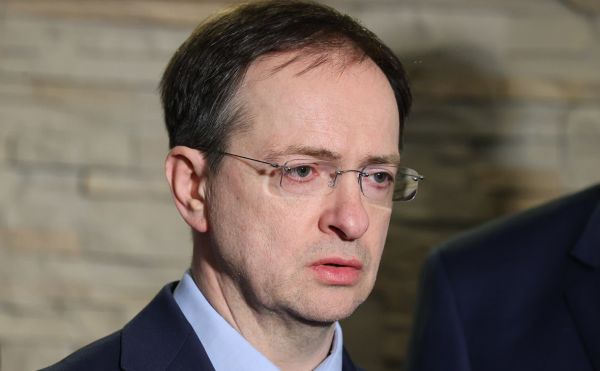 
                    Киев не исключил, что переговоры с Москвой растянутся на несколько недель
                    
                