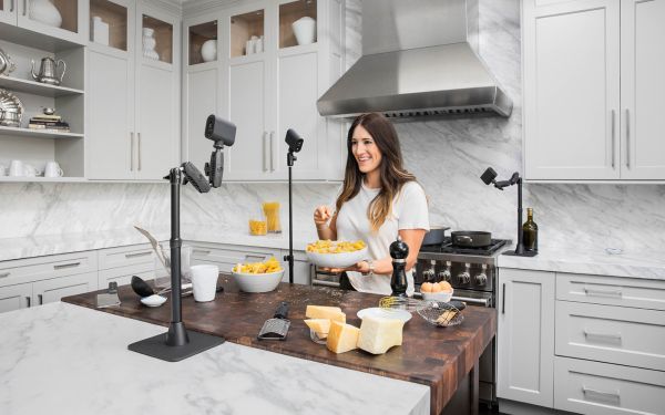 Путин подписал закон о наказании за фейки о действиях вооруженных сил