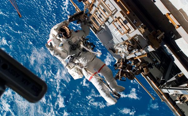 Рогозин допустил, что МКС «умрет» до того, как ЕС ответит «Роскосмосу»