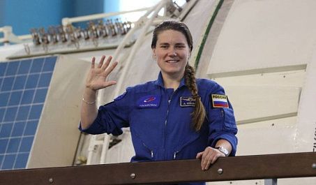 Crew Dragon с Анной Кикиной приводнился у побережья США