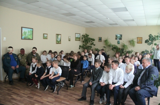 В Татарстане участники СВО провели урок мужества для детей с ОВЗ