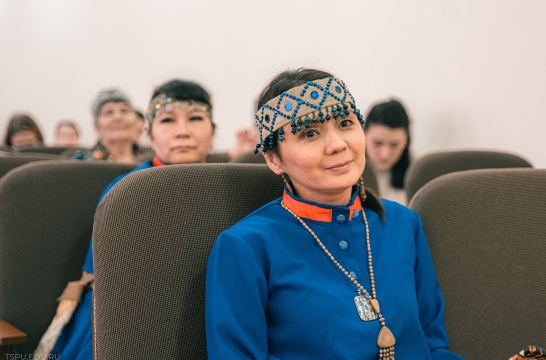 В Якутске 13–14 декабря пройдет Съезд учителей родных языков коренных малочисленных народов Севера