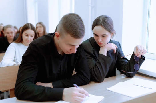 Почти 370 студентов и школьников соревнуются в рамках этапа Чемпионата «Профессионалы» в ЯНАО