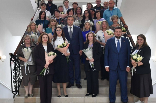 50 педагогов из ЛНР прошли стажировку в Омске