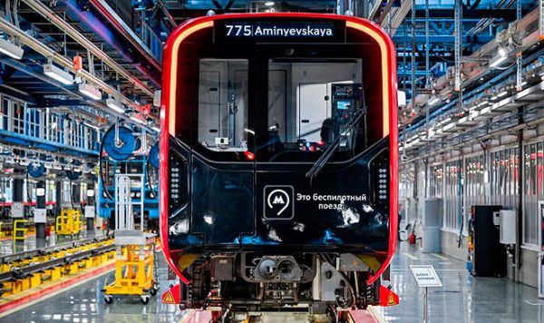 В Москве уже тестируют первый беспилотный состав метро