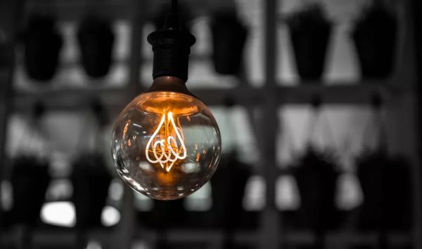 Лампочку Эдисона 1879 года превратили в эффективный графеновый реактор