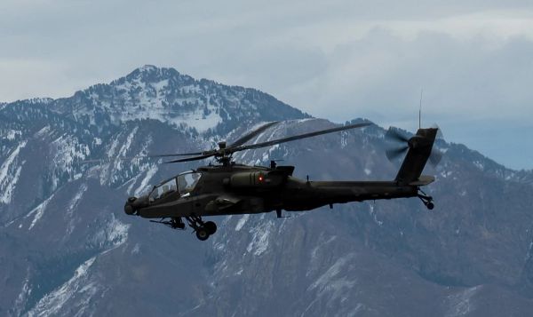 Новые разрывные снаряды превратят штурмовой АН-64 «Apache» в охотника на дронов