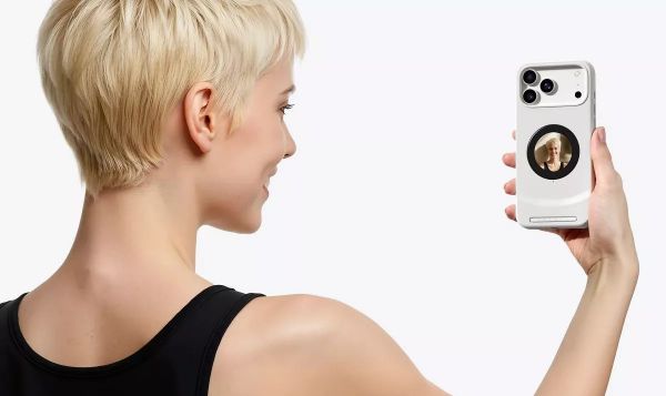 Чехол Selfix позволит снимать классные селфи на основную камеру iPhone