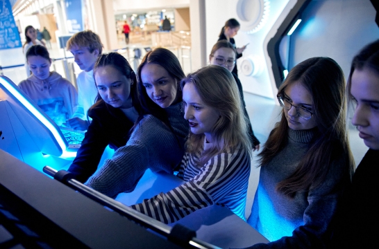 На Международной выставке-форуме &laquo;Россия&raquo; школьники познакомились с деятельностью Правительства РФ