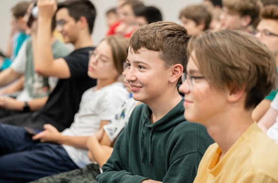 Онлайн-школа &laquo;Сириуса&raquo; и преподаватели МГУ запустили спецкурс по химии комплексных соединений