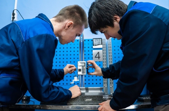 В 2024 году в колледжах Москвы создадут около 90 лабораторий и мастерских