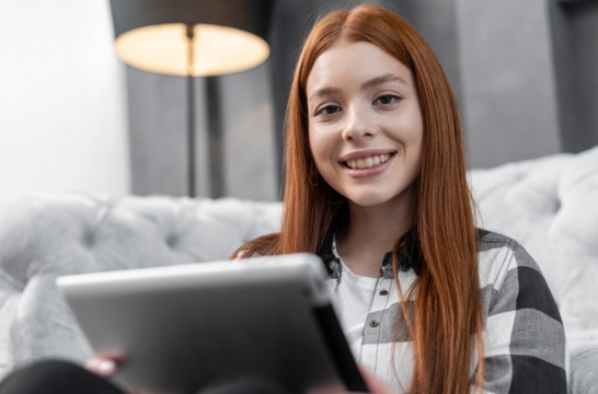 В 2024 году выпускники, находящиеся за рубежом, могут написать итоговое сочинение дистанционно