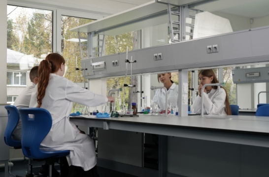 В иркутском образовательном центре «Персей» стартовали профильные смены по направлению «Наука»