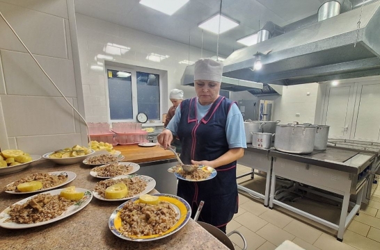 В Луганском гуманитарно-экономическом лицее-интернате провели капремонт пищеблока