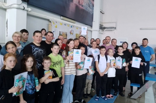 В Пензенской области прошел фестиваль плавания, посвященный Году семьи