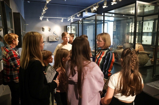 В Приморье более 2200 школьников побывали по &laquo;Арсеньевской карте&raquo; в учреждениях культуры